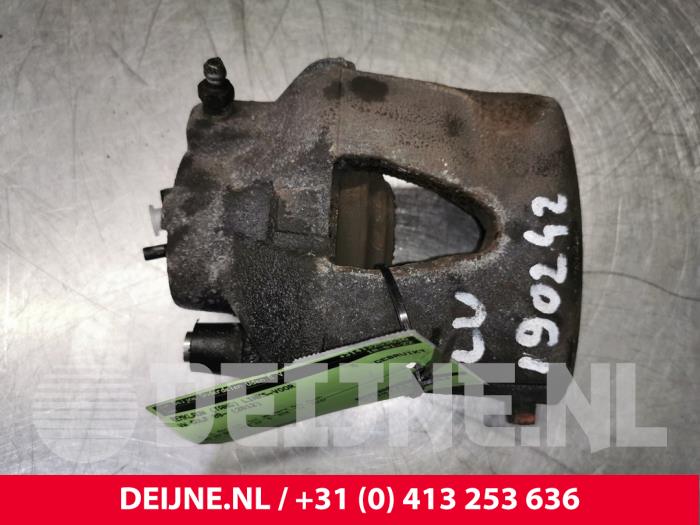 Volkswagen Golf Front brake calliper, left O132502