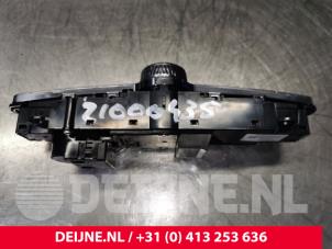 Volvo XC40 Radiobedienfeld O132540 foto 3