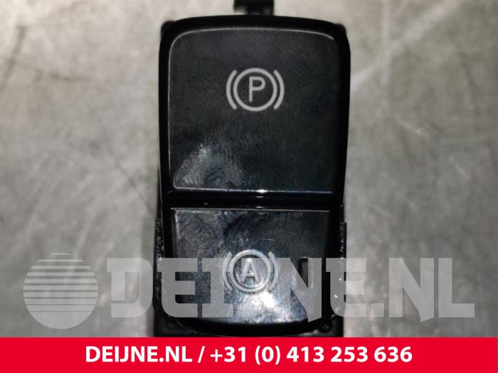 Volvo XC40 Handrem schakelaar O132543