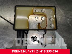Volvo XC40 Glow plug relay O132552 photo 2