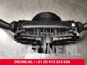 Volvo XC40 Steering column stalk O132553 photo 3