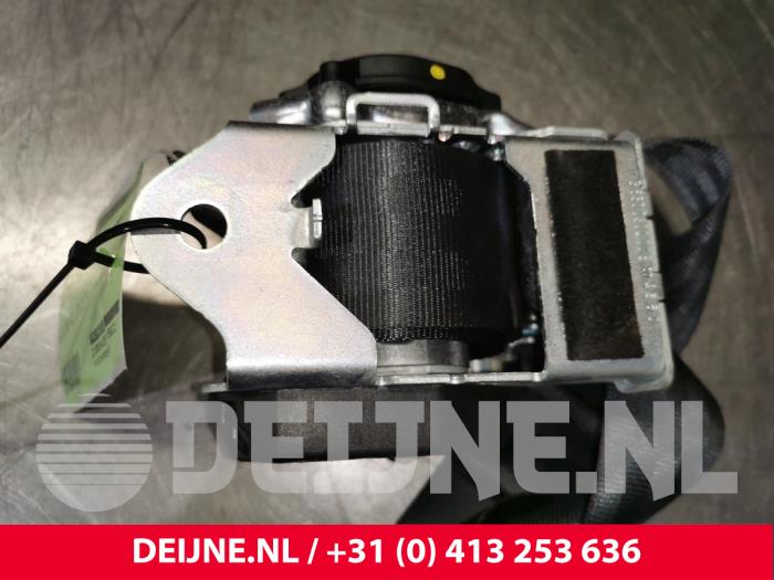 Volvo XC40 Sicherheitsgurt links hinten O132597