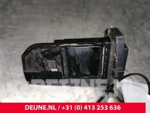 Volvo V70 Air mass meter O132598 photo 2