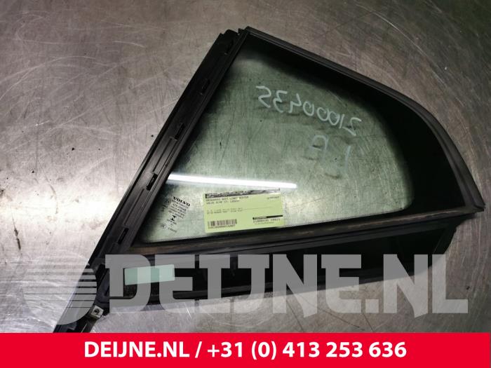 Volvo XC40 Driehoeks Ruit links-achter O132607