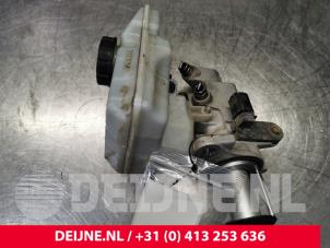 Volkswagen Golf Hoofdremcilinder O132613 foto 3