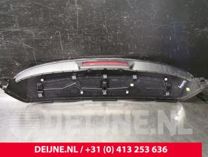 Renault Captur Spoiler tailgate O132677 photo 3