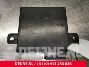 Gebruikte Computer Diversen Volkswagen Crafter 2.0 TDI Prijs € 242,00 Inclusief btw aangeboden door van Deijne Onderdelen Uden B.V.