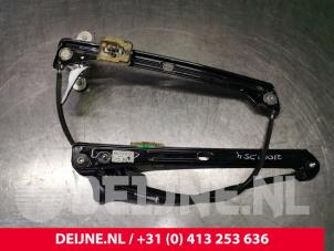 Volkswagen Golf Window mechanism 4-door, front left O132750 photo 3