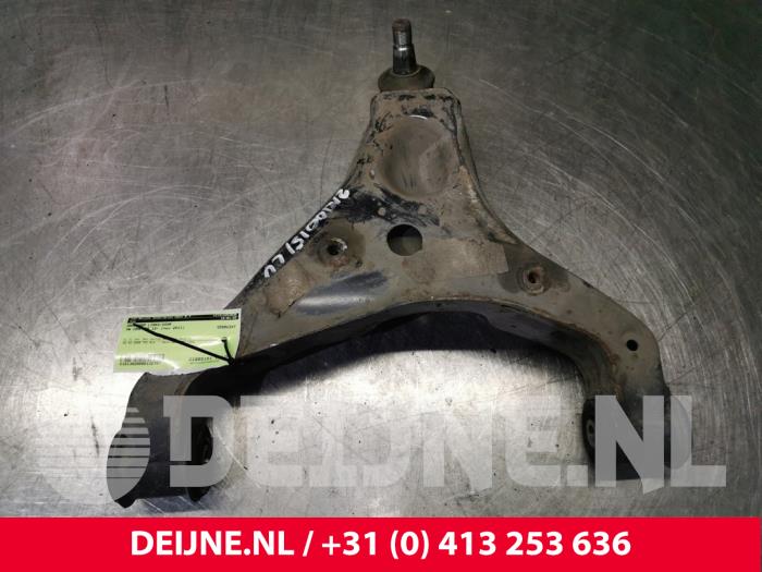 Volkswagen Crafter Draagarm links-voor O132757