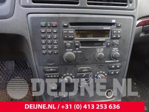 Gebruikte Radio Volvo XC70 (SZ) XC70 2.5 T 20V Prijs € 150,00 Margeregeling aangeboden door van Deijne Onderdelen Uden B.V.