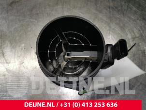 Mercedes B-Klasse Luftmengenmesser O132895 foto 3