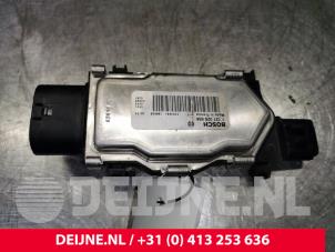 Mercedes B-Klasse Kühlgebläse Relais O132900 foto 3