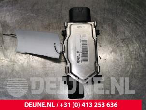 Mercedes B-Klasse Kühlgebläse Relais O132900 foto 2