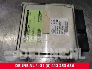 Mercedes B-Klasse Engine management computer O132901 photo 2