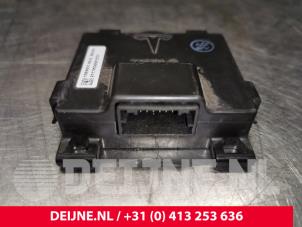 Tesla Model S Centrale Deurvergrendelings Module O132929 foto 3