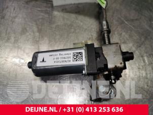 Tesla Model S Steering column module O132936 photo 3