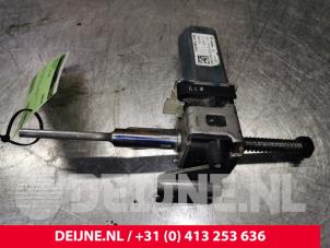 Tesla Model S Steering column module O132938 photo 3
