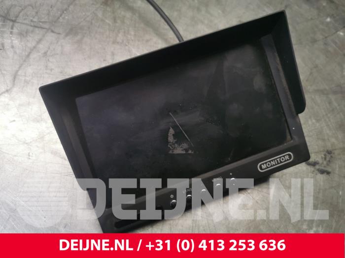 Gebruikte Display Interieur Ford Transit Custom 2.2 TDCi 16V FWD Prijs € 48,40 Inclusief btw aangeboden door van Deijne Onderdelen Uden B.V.
