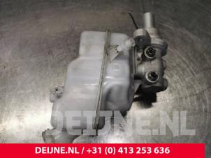 Ford Transit Custom Master cylinder O132990 photo 3