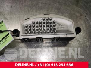Volkswagen Golf Heater resistor O133182 photo 3
