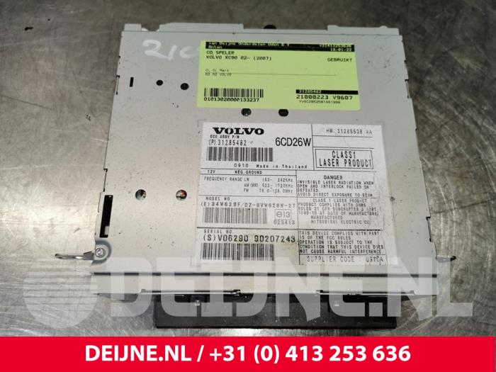 Volvo XC90 CD player O133237