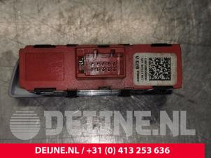 Audi A1 Seat heating switch O133245 photo 3
