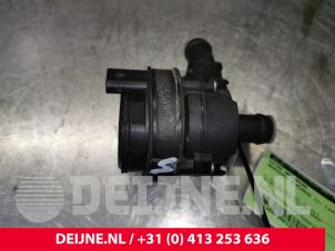 Mercedes B-Klasse Extra waterpomp O133432 foto 3
