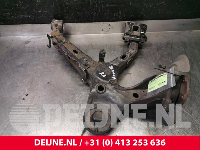 Peugeot Expert Fusee rechts-achter O133597