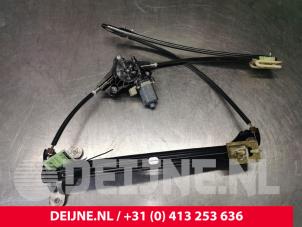 Volkswagen Golf Window mechanism 4-door, front right O133737 photo 3