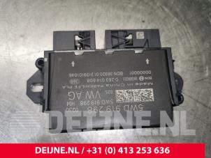 Volkswagen Golf PDC Module O133882 foto 2