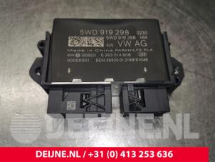 Volkswagen Golf PDC Module O133882 foto 3