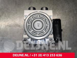 Volkswagen Golf ABS Pomp O133959 foto 2
