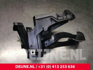 Volkswagen Golf Rempedaal O134018 foto 2