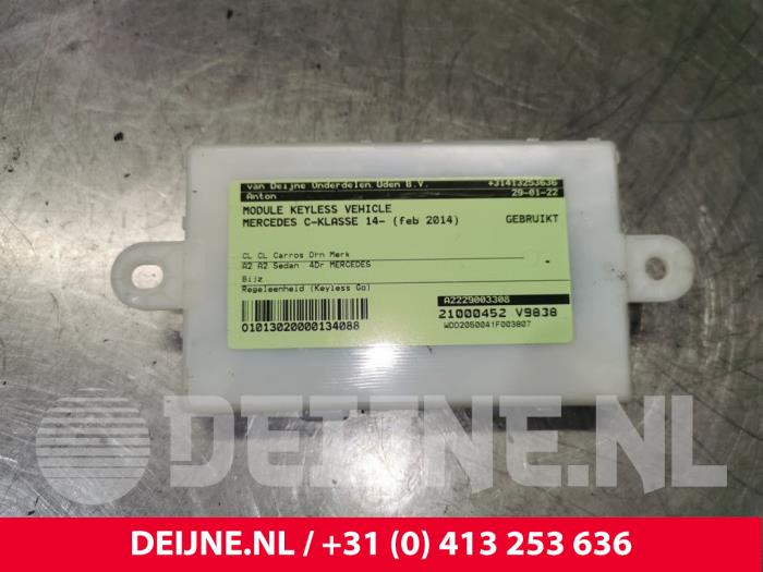 Mercedes C-Klasse Module keyless vehicle O134088