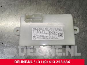 Mercedes C-Klasse Module keyless vehicle O134088 photo 2