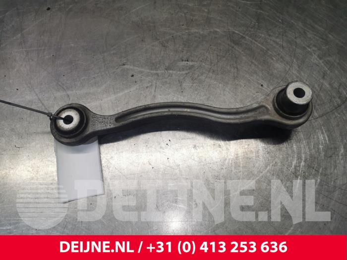 Mercedes C-Klasse Lower wishbone, rear right O134160