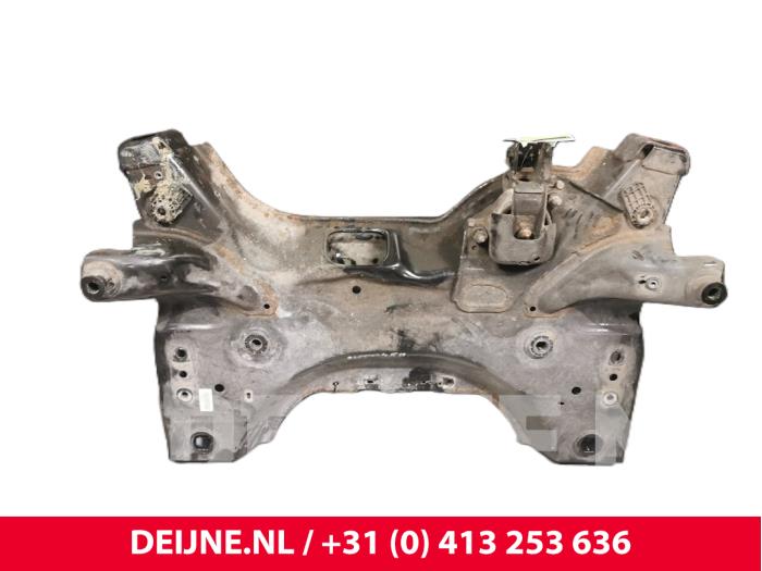 Gebruikte Subframe Peugeot Expert (V1/VA/VB/VE/VF/VT/VY) 2.0 Blue HDi 180 16V Prijs € 151,25 Inclusief btw aangeboden door van Deijne Onderdelen Uden B.V.