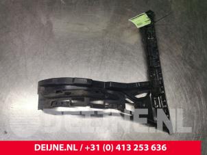 Mercedes C-Klasse Bumpersteun rechts-achter O134187 foto 2