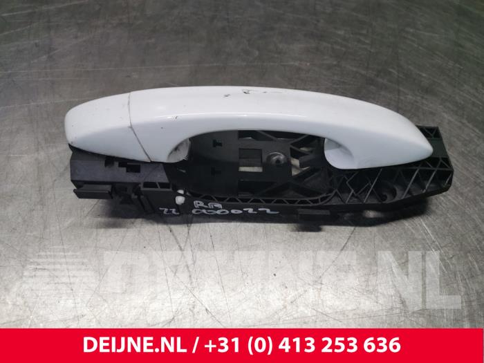 Volkswagen Golf Türgriff 4-türig rechts hinten O134282