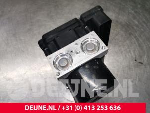 Volvo V40 ABS Pumpe O134471 foto 3