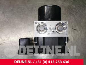 Volvo V40 ABS Pumpe O134471 foto 2
