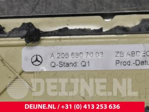Mercedes C-Klasse Einstiegbeleuchtung O134416 foto 3