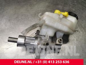 Opel Insignia Hoofdremcilinder O134476 foto 3