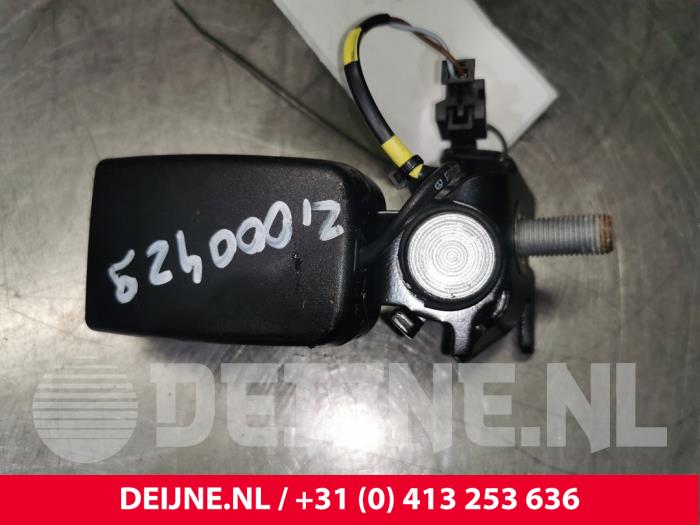 Mercedes C-Klasse Veiligheidsgordel Insteek links-achter O134431