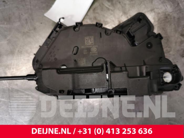 Volkswagen Crafter Türschlossmechanik 2-türig links O134706