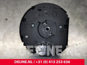 Volkswagen Crafter Light switch O134710 photo 3