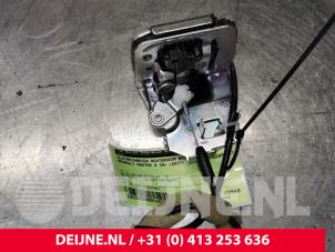 Renault Master Minibus/van rear door lock mechanism O134790 photo 2