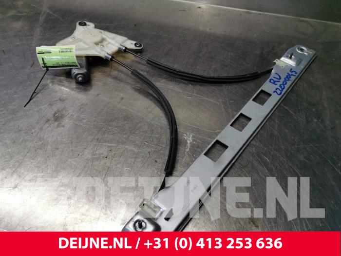 Renault Master Ruitmechaniek 2Deurs rechts-voor O134844