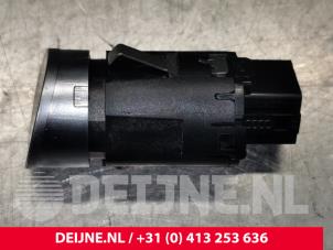 Audi A3 Start/Stop schakelaar O134924 foto 2