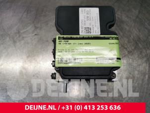 Gebruikte ABS Pomp Volkswagen Crafter (SY) 2.0 TDI Prijs € 302,50 Inclusief btw aangeboden door van Deijne Onderdelen Uden B.V.